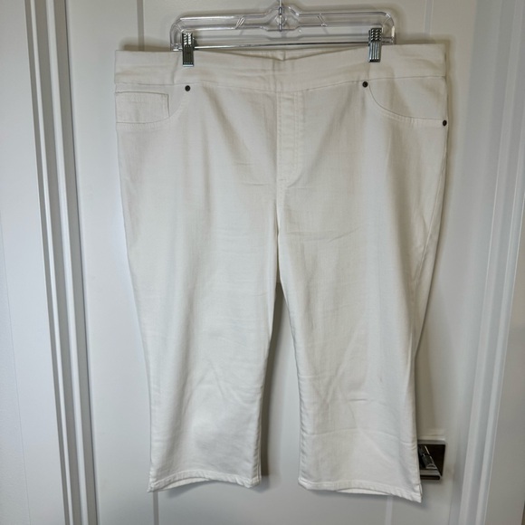Chico’s Cropped Capri White Size 3.5 XL - Picture 2 of 8